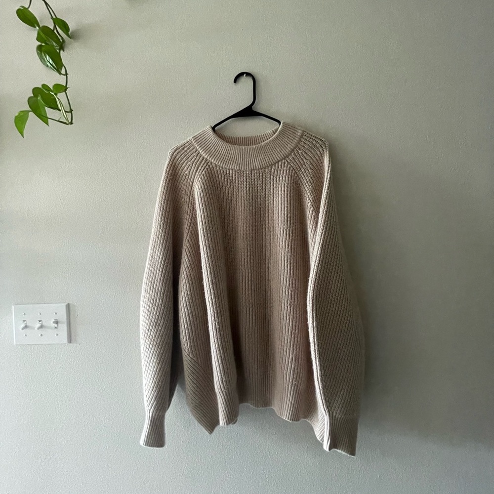 H&M Sweater
